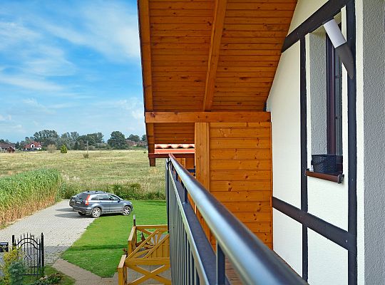Holidays by the sea Sunny Oak Trees