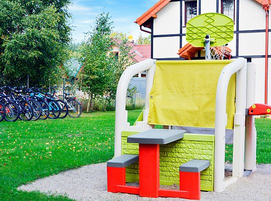 Playground Sunny Oak Trees